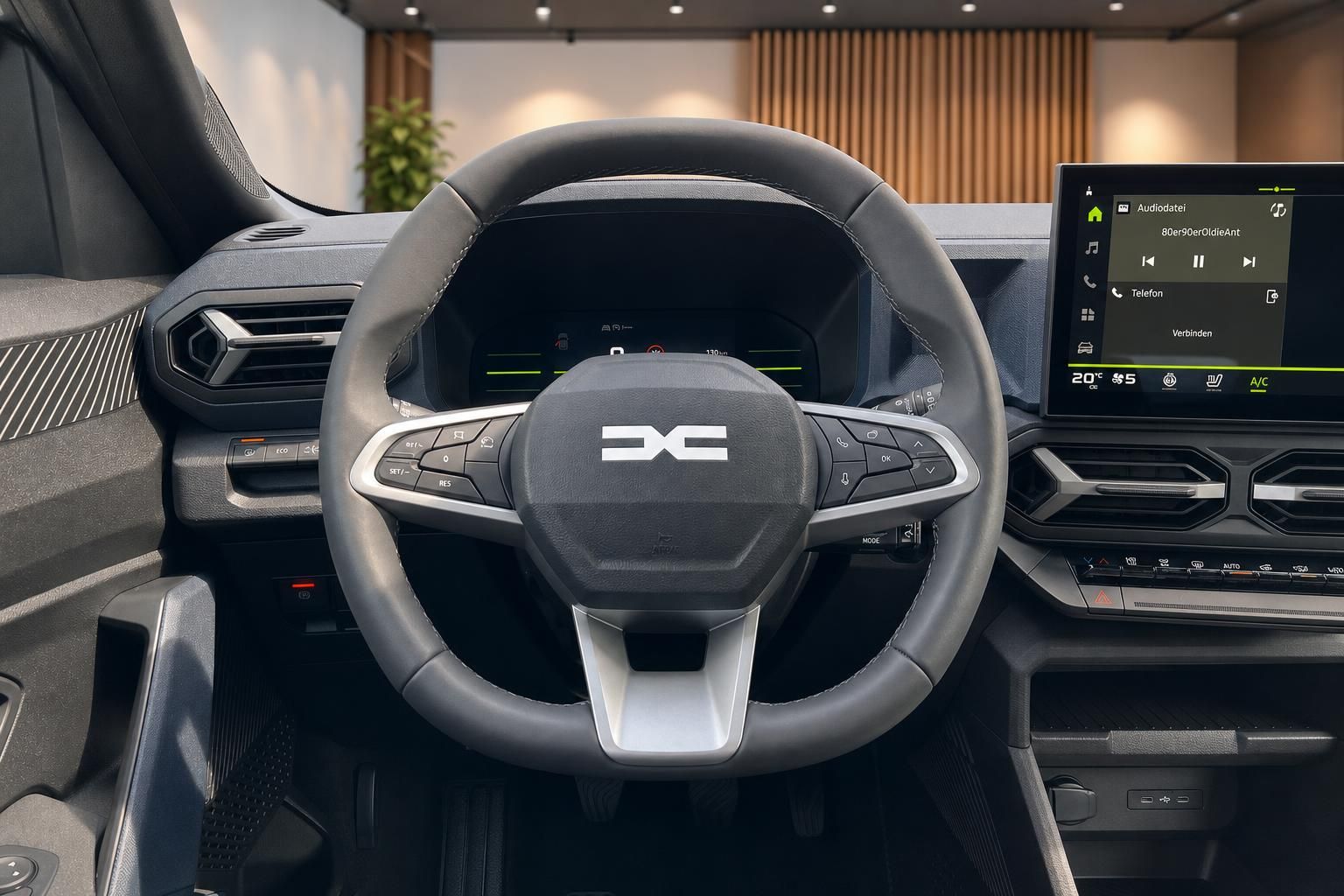 Dacia Lenkrad Nahaufnahme mit Multifunktionstasten und Display
