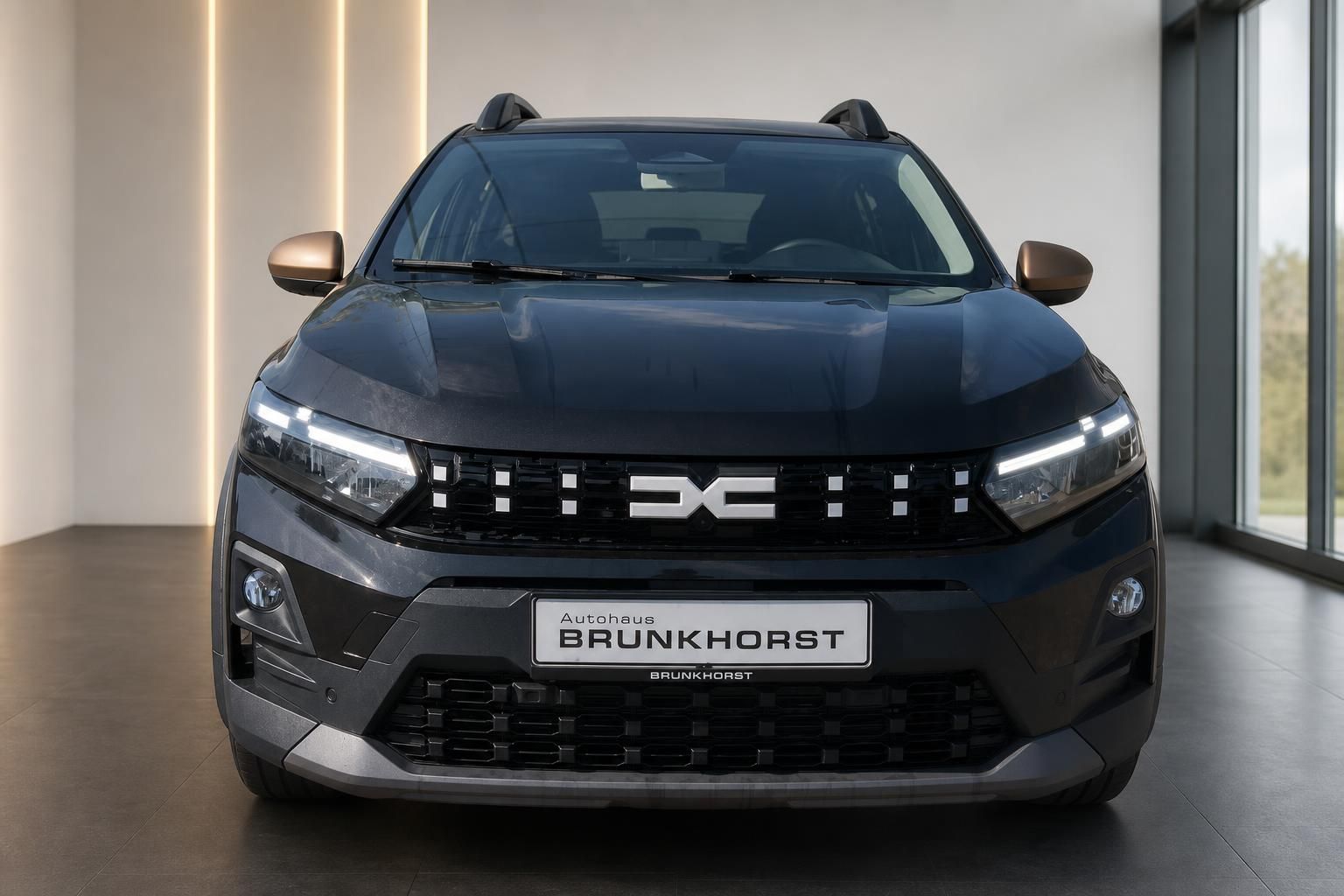 Dacia Sandero Stepway schwarz Frontansicht gerade im Autohaus Brunkhorst
