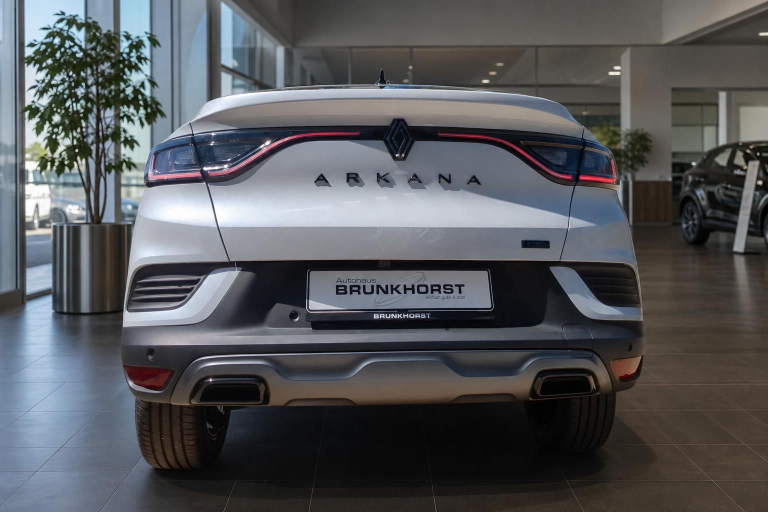 Renault Arkana Heck mit LED-Rückleuchten und Autohaus Brunkhorst Kennzeichen