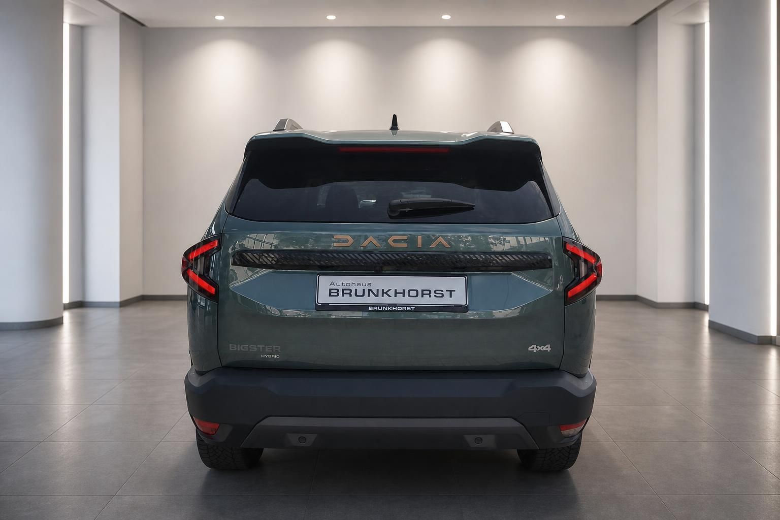 Dacia Bigster Hybrid 4x4 Heckansicht grau - Autohaus Brunkhorst