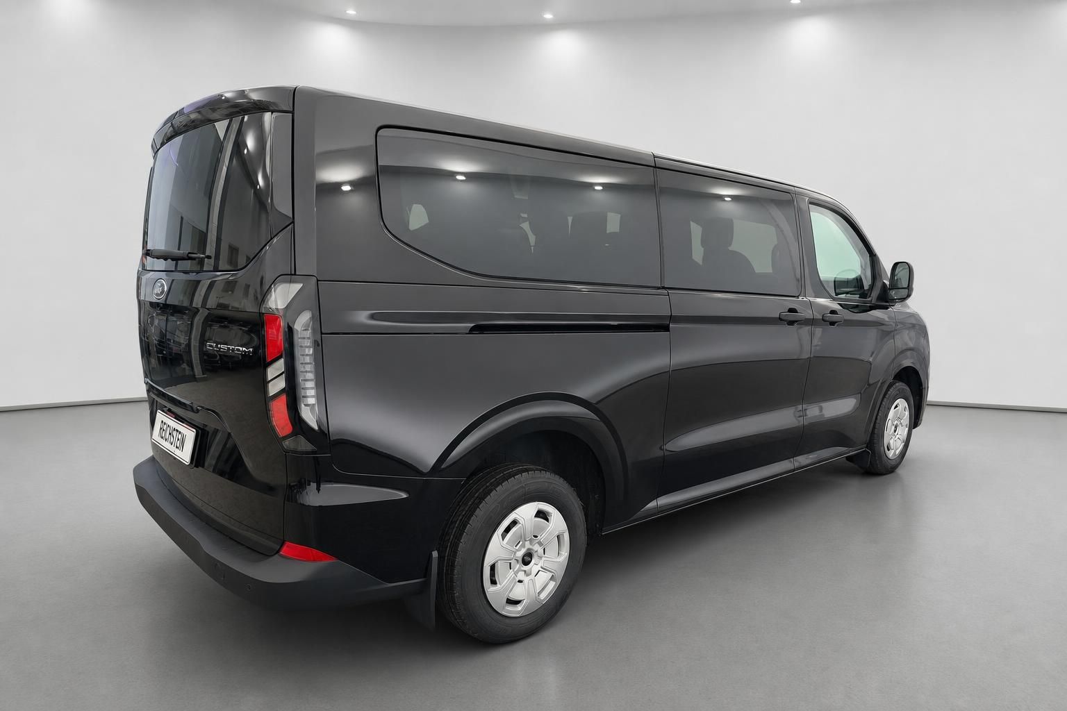 Ford Transit Custom schwarz Heck seitlich Ansicht