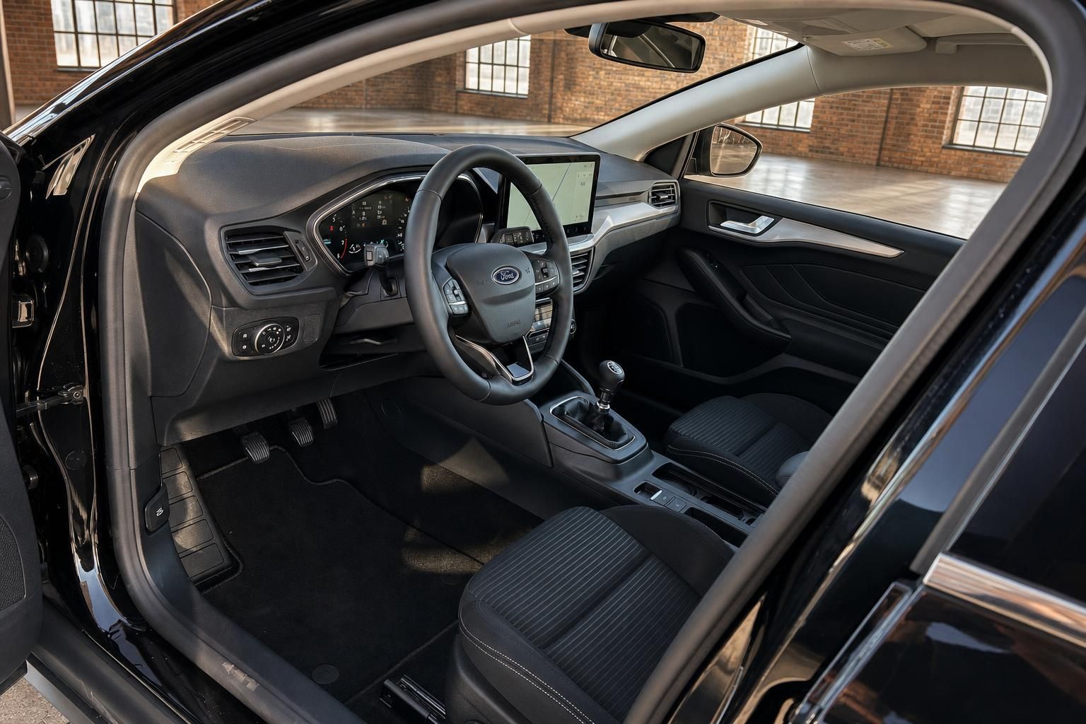 Ford Innenraum mit Cockpit und Lenkrad Ansicht