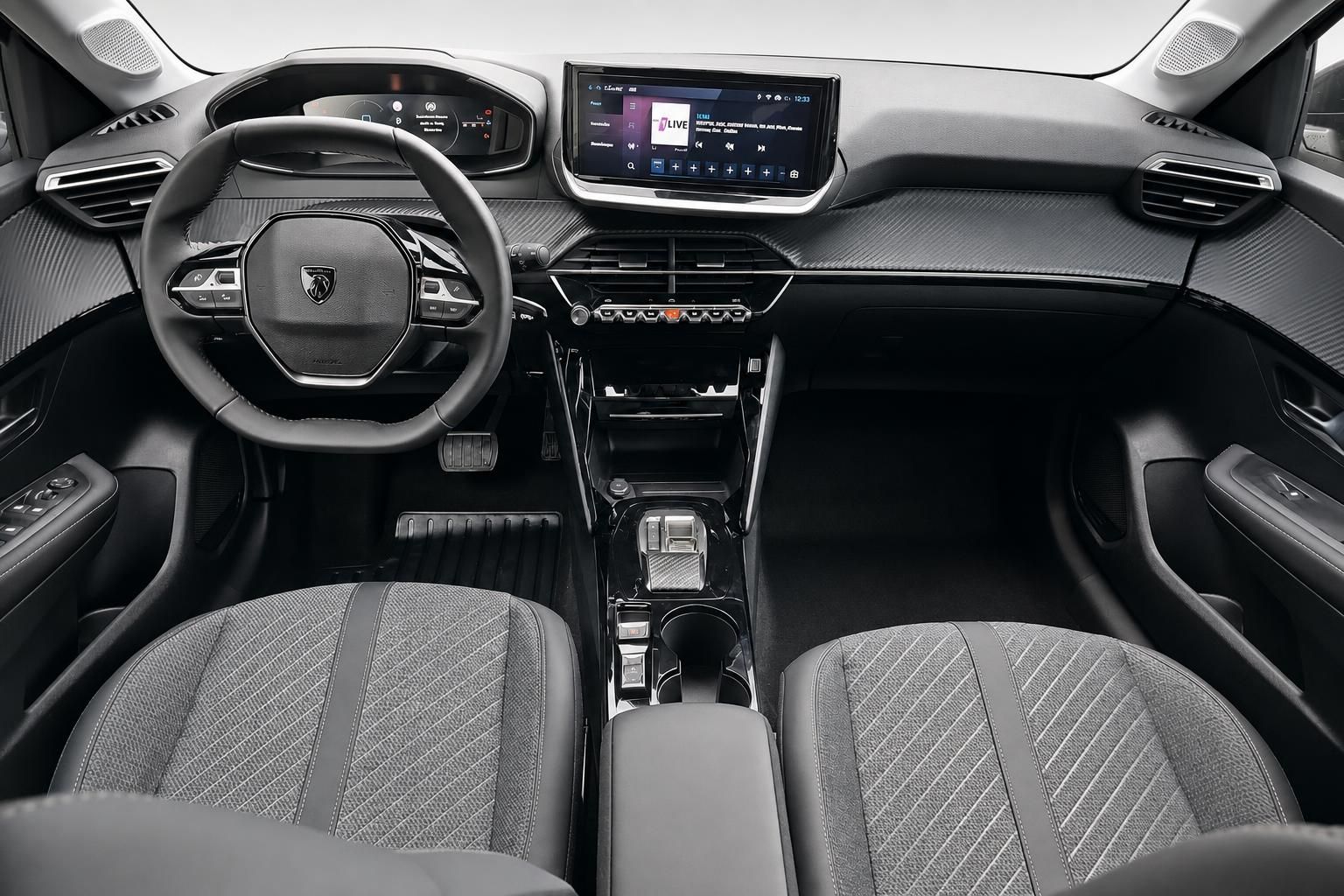 Peugeot 208 Cockpit mit Lenkrad Sitzen und Bildschirm von vorne