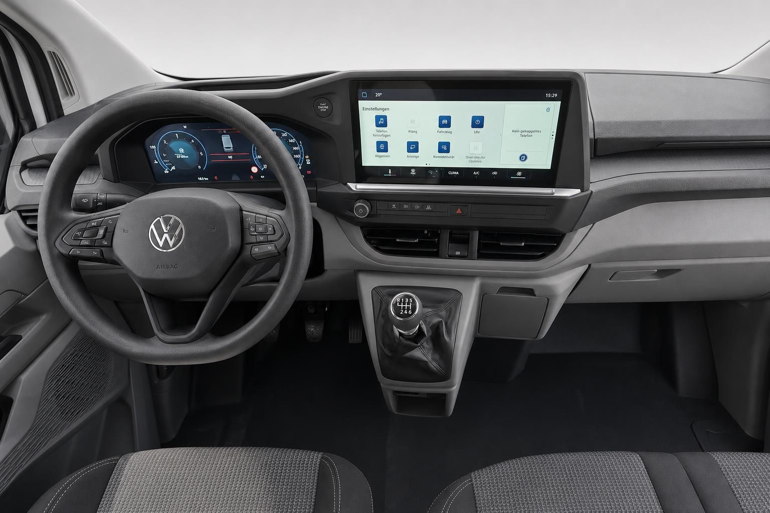 VW Transporter Cockpit mit Lenkrad und Touchscreen Display