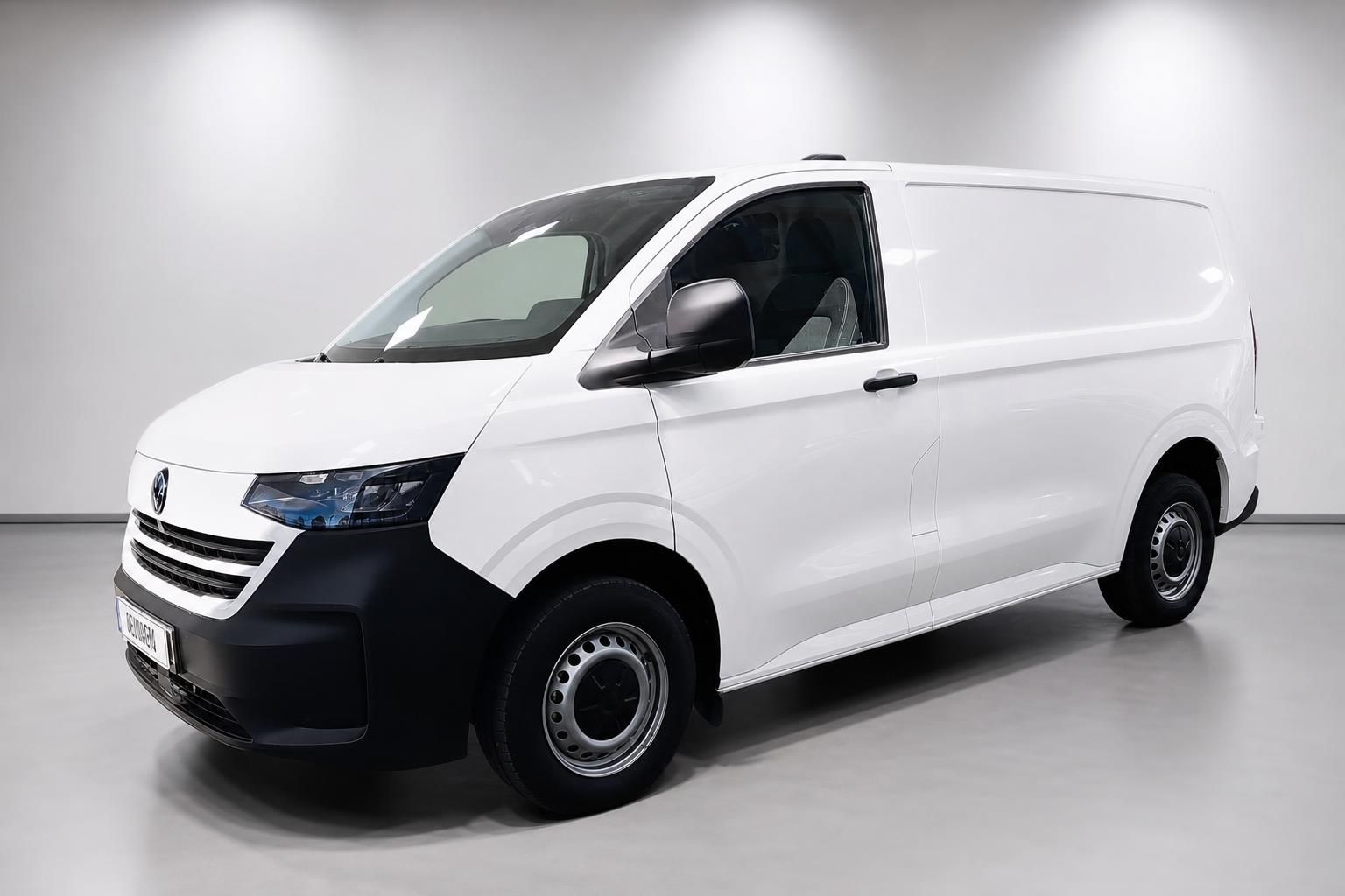 VW Transporter weiß Kastenwagen Frontansicht seitlich