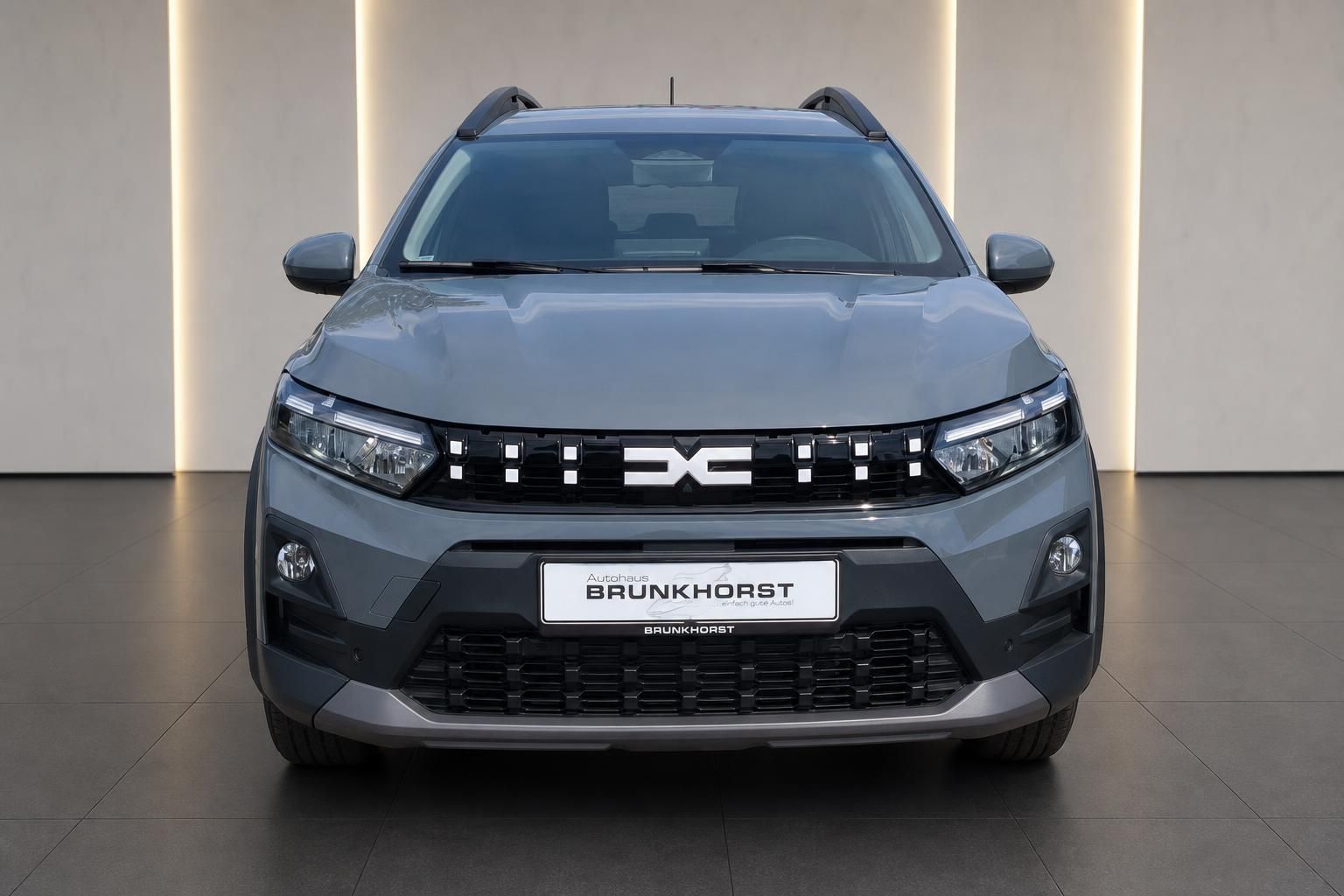 Dacia Jogger Frontansicht grau im Autohaus Brunkhorst