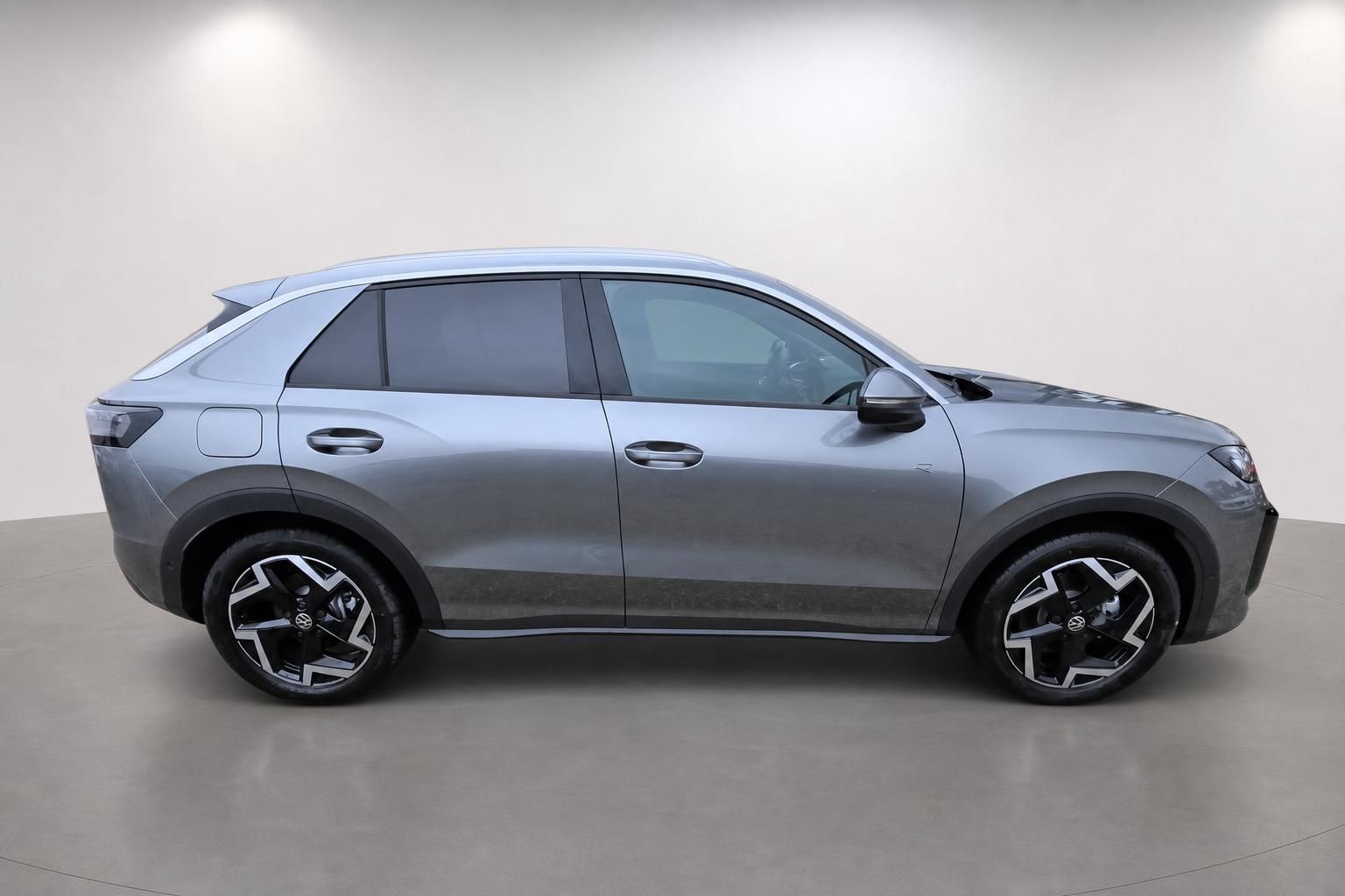 VW T-Roc R silber Seitenansicht Studio Neuwagen