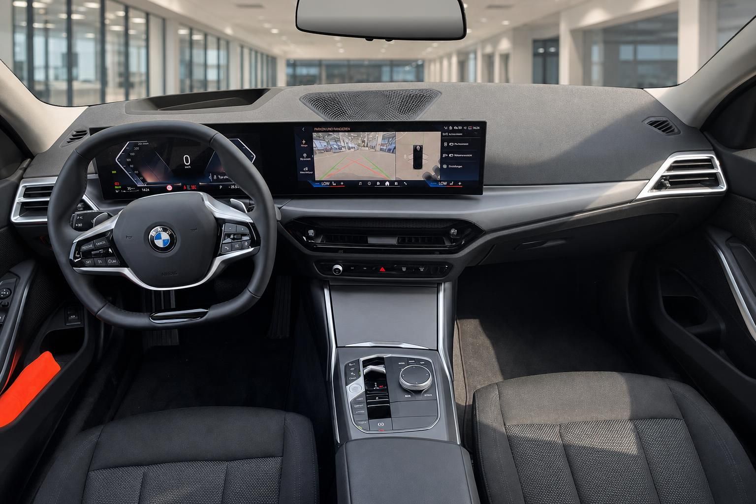 BMW Cockpit Innenraum mit Lenkrad Bildschirm und Mittelkonsole