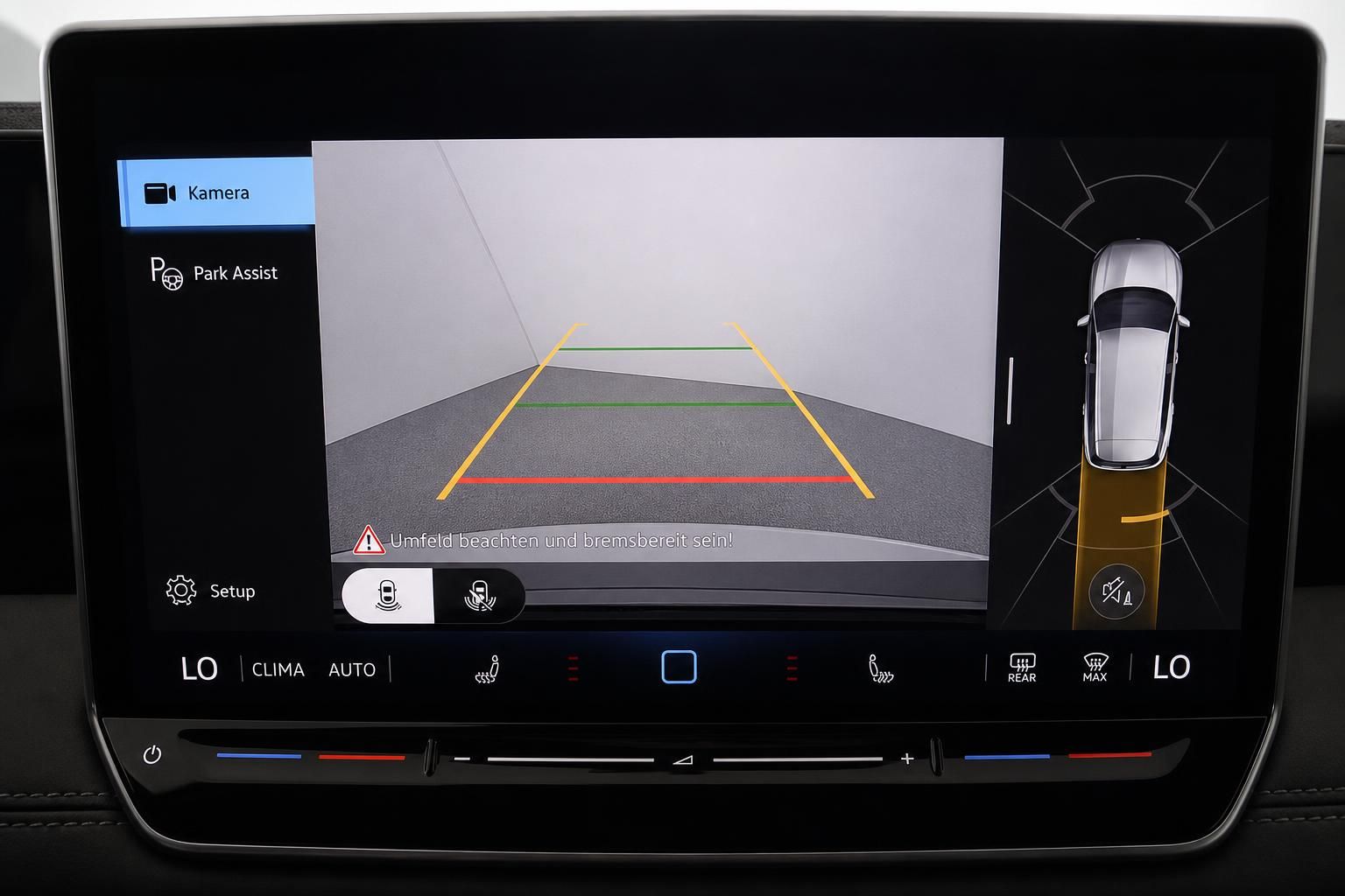 Rückfahrkamera mit Umgebungsansicht im VW Infotainmentsystem