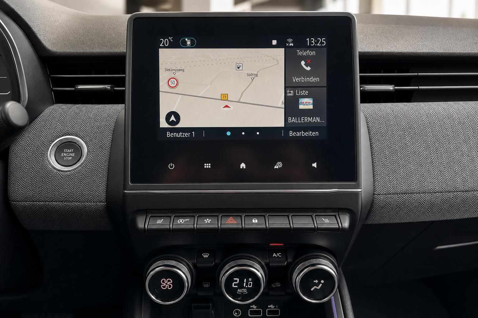 Renault Auto Infotainment System Touchscreen mit Navigation und Klimaanlage Bedienung