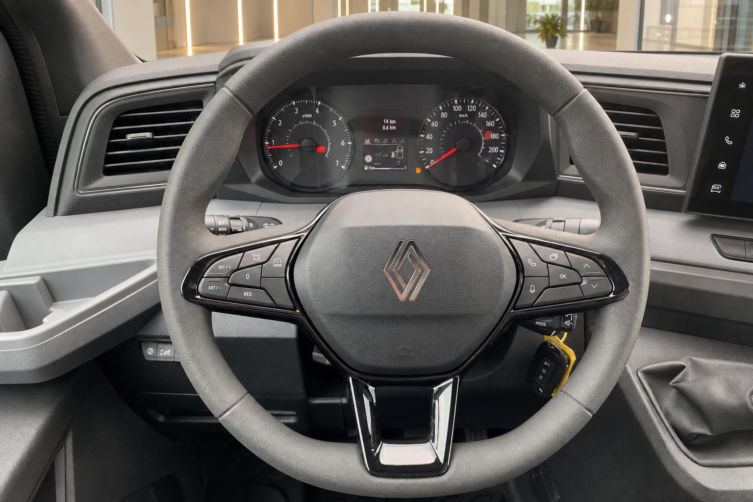 Renault Transporter Cockpit - modernes Lenkrad mit Multifunktionstasten und Instrumententafel