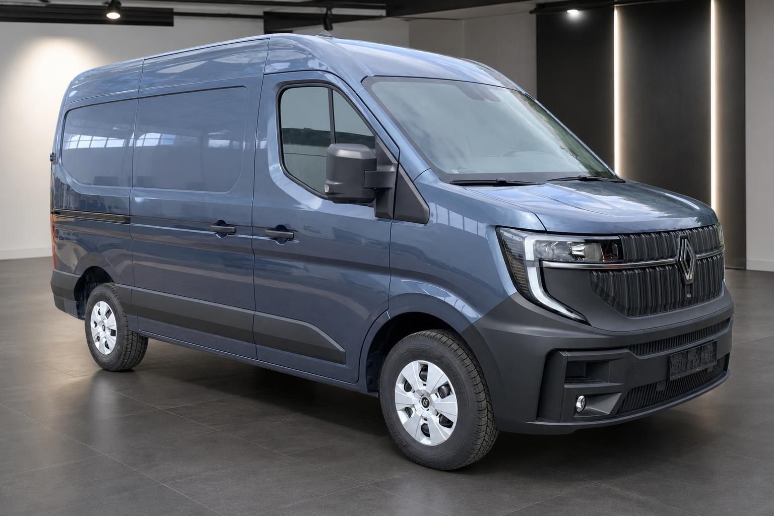 Renault Transporter Schrägansicht - praktischer Kastenwagen in blau für gewerbliche Nutzung