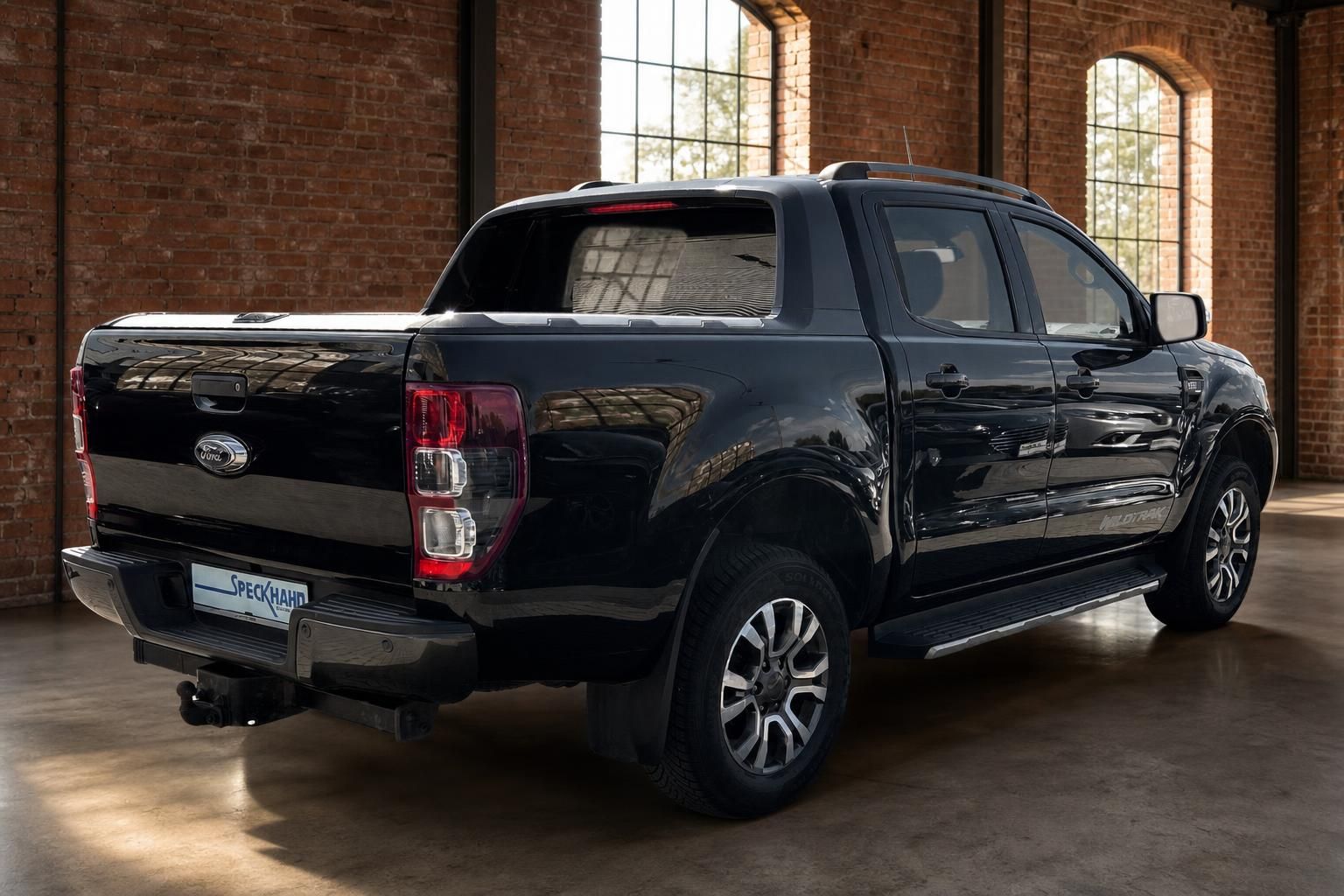 Ford Ranger Wildtrak schwarz Heck-Seitenansicht Pickup Truck