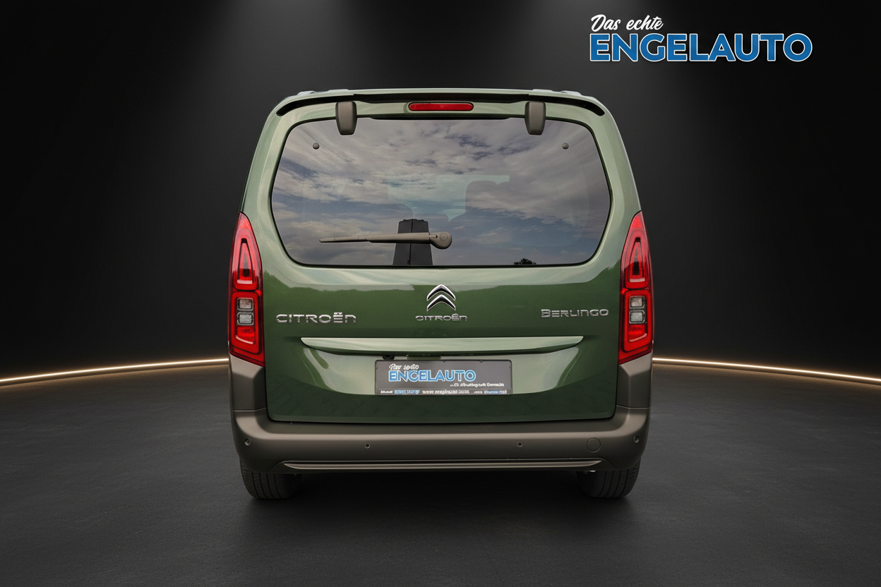 Citroën Berlingo Heckansicht in Grün mit Rückleuchten und Heckklappe - Gebrauchtwagen bei Engelauto kaufen
