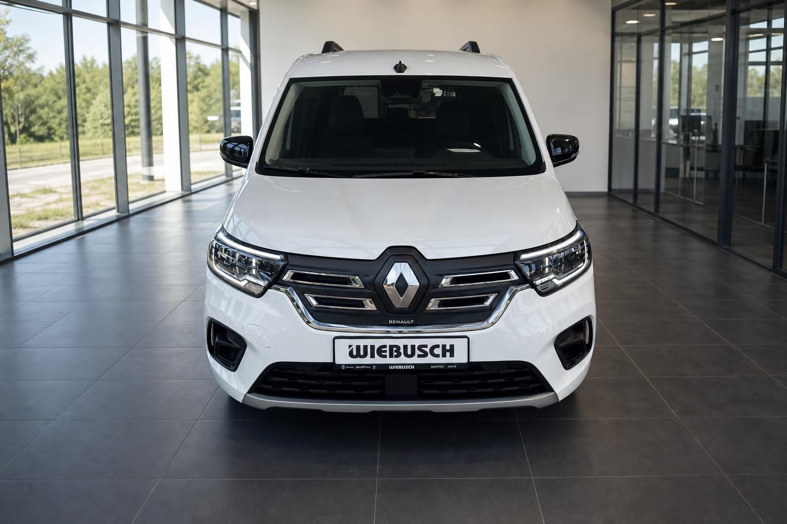 Renault Kangoo weiss Frontansicht mit LED-Scheinwerfern und Wiebusch Kennzeichen