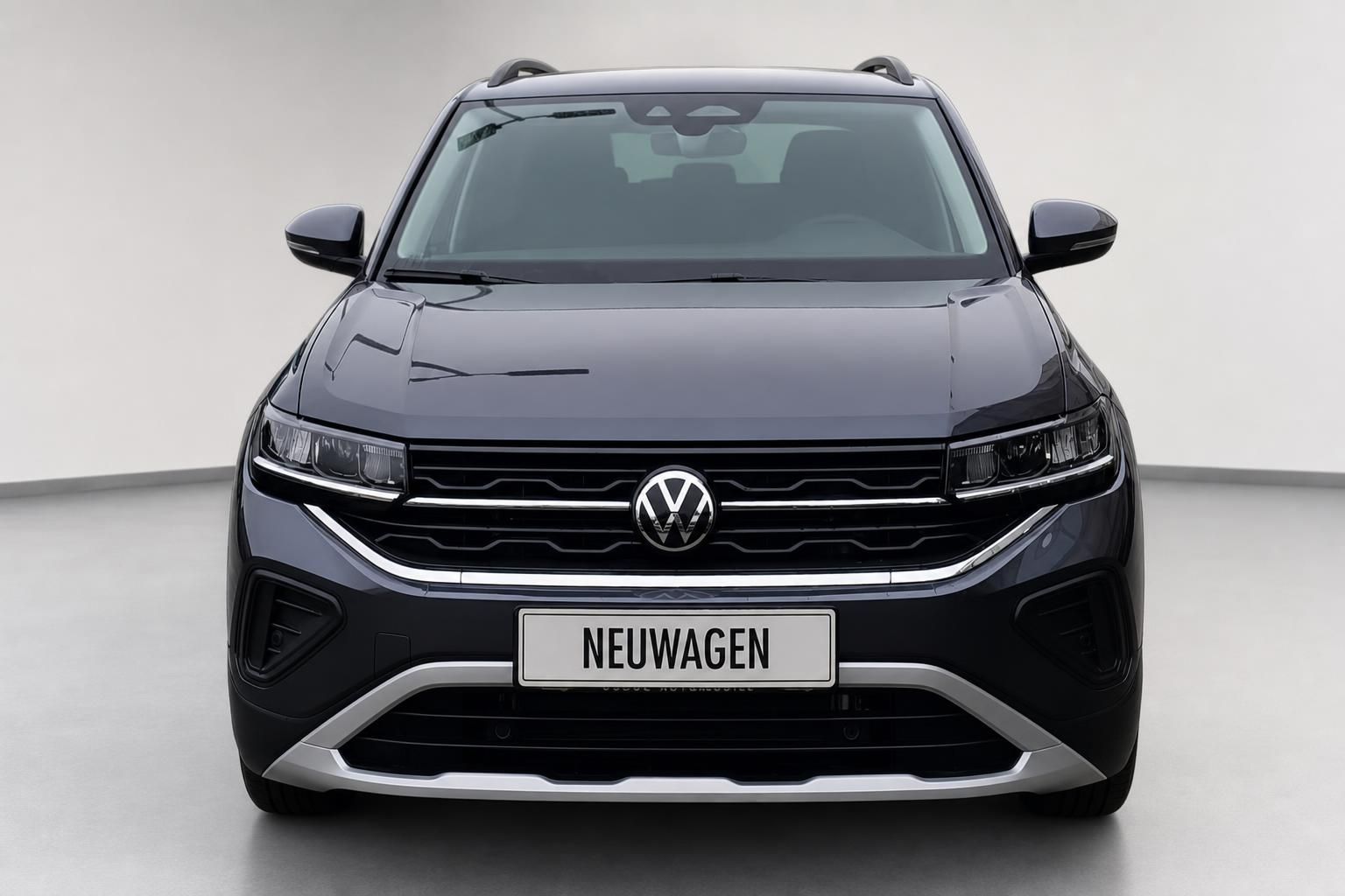 VW T-Cross Frontansicht Kühlergrill und Scheinwerfer Studio
