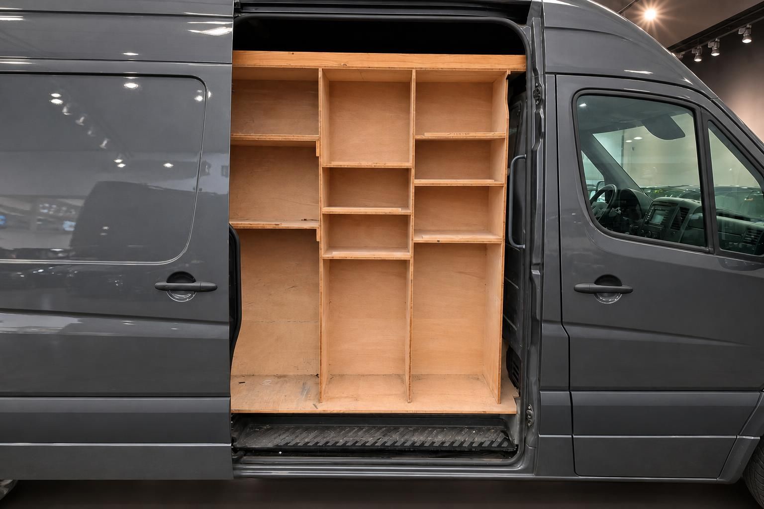 Mercedes-Benz Sprinter - Bild 9 von 15