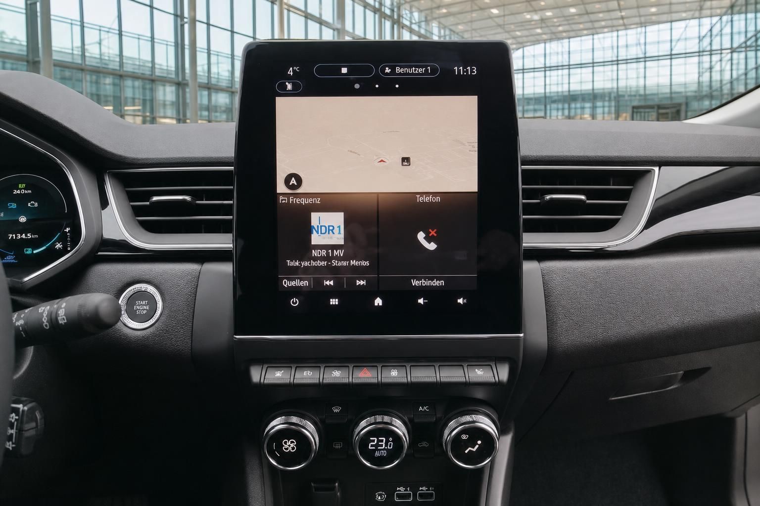 Mitsubishi ASX Mittelkonsole mit Touchscreen und Navigationssystem