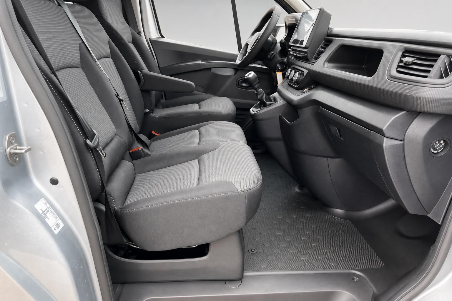 Renault Transporter Innenraum Beifahrersitz grau - komplette Sitzreihe Seitenansicht