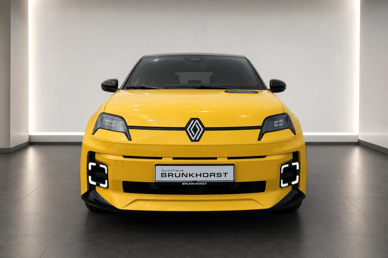 Renault 5 E-Tech Electric gelb Frontansicht im Autohaus Brunkhorst