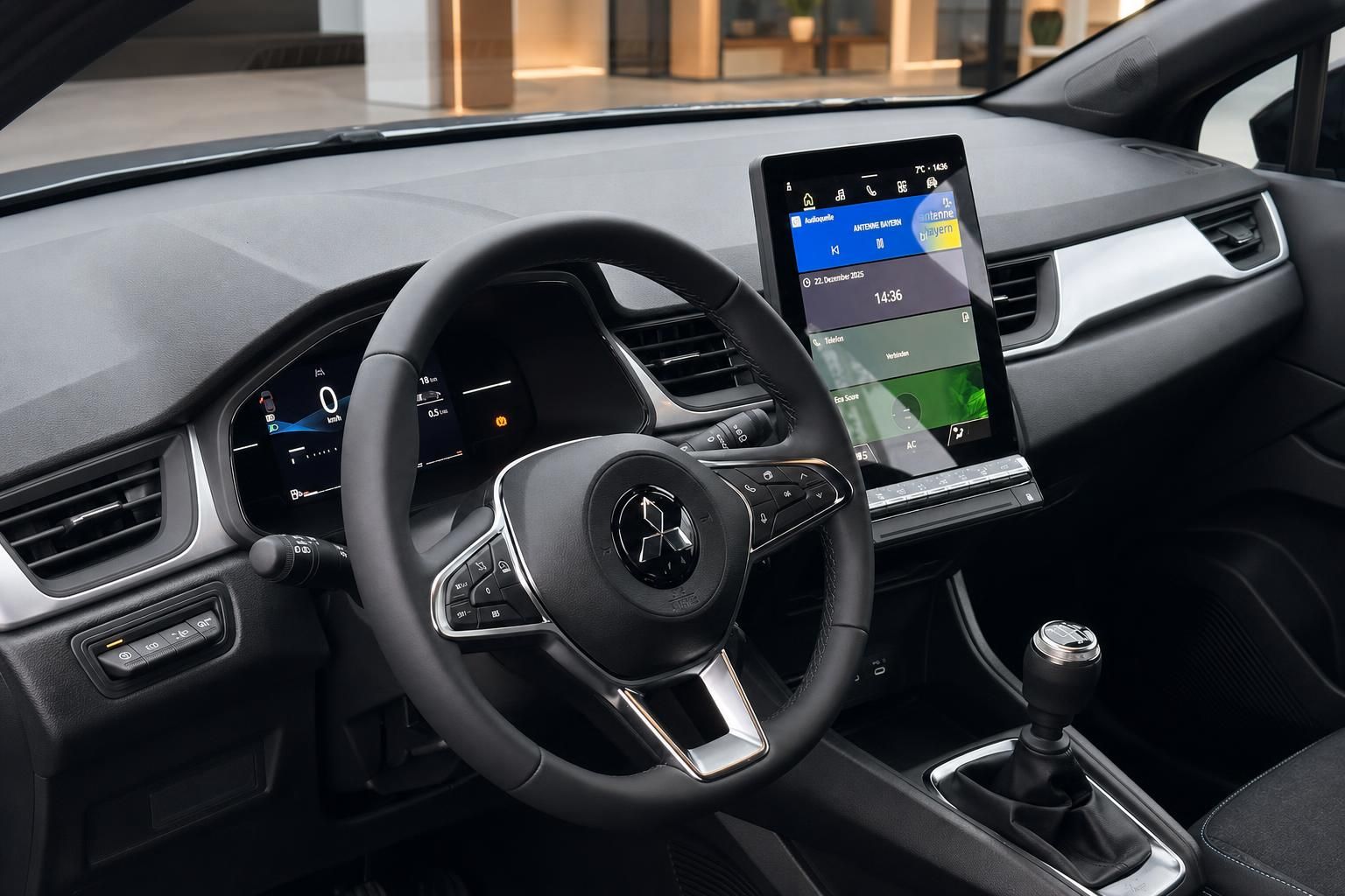 Mitsubishi Innenraum mit Lenkrad, digitalem Cockpit und großem Touchscreen-Infotainmentsystem