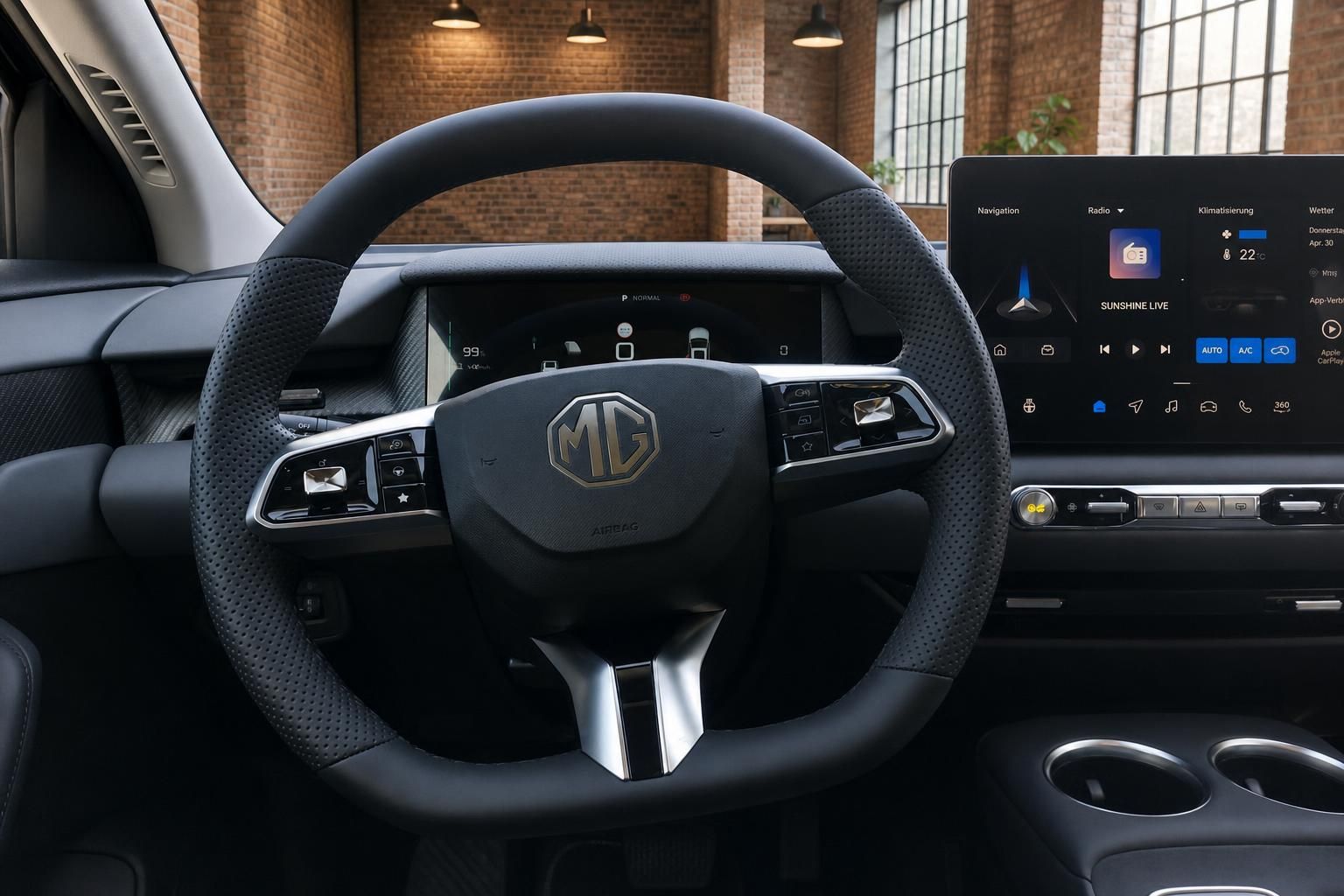 MG Lenkrad Nahaufnahme mit Logo und modernem Infotainment-Display
