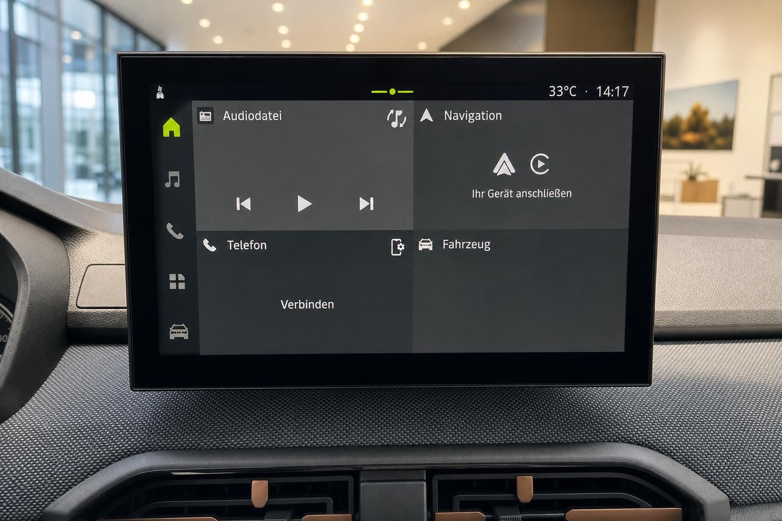 Dacia Multimedia-Touchscreen mit Navigation und Telefonmenü