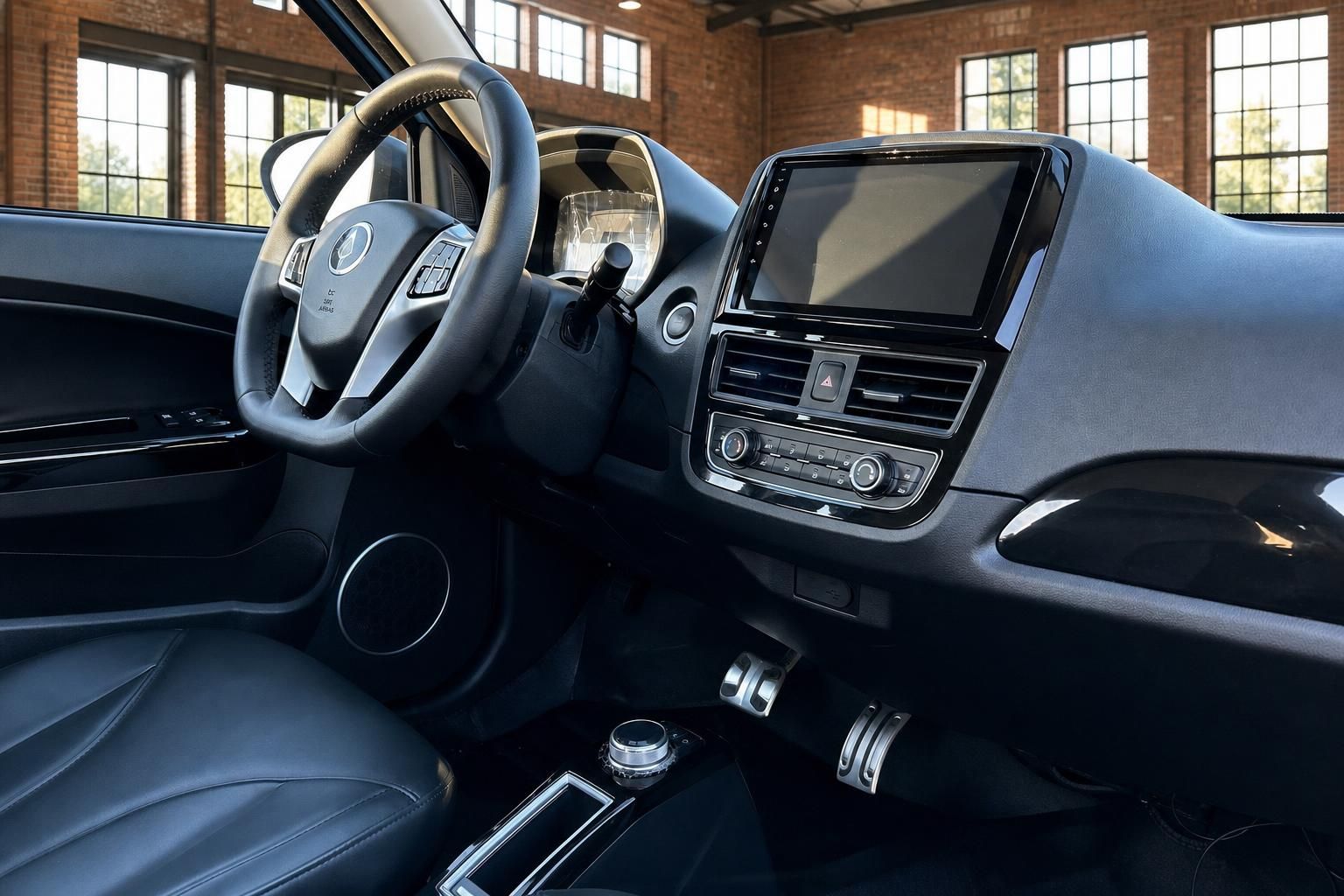 Fahrzeug Innenraum Cockpit mit Lenkrad, Touchscreen-Infotainment und schwarzem Armaturenbrett