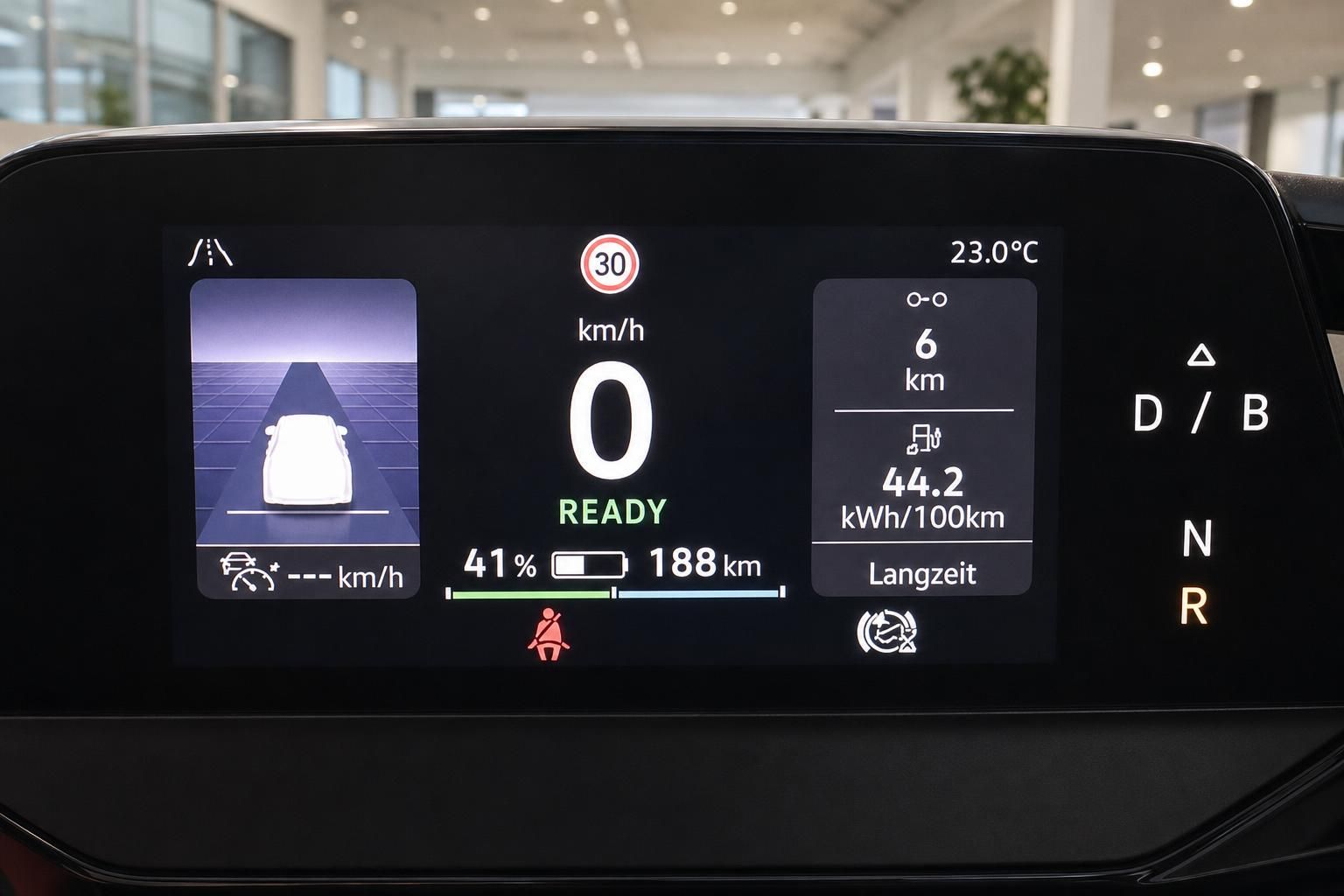 VW ID Digitalcockpit mit Batteriestatus und Tempolimit-Anzeige