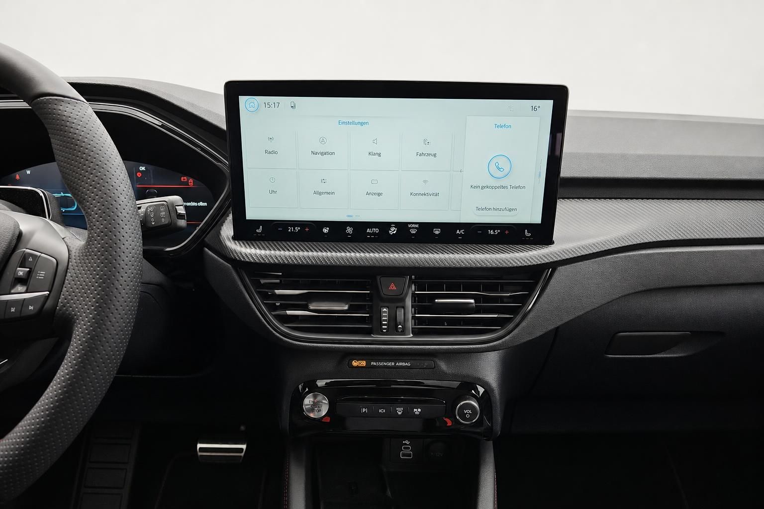 Touchscreen Infotainment Display im Ford Cockpit mit Einstellungsmenü