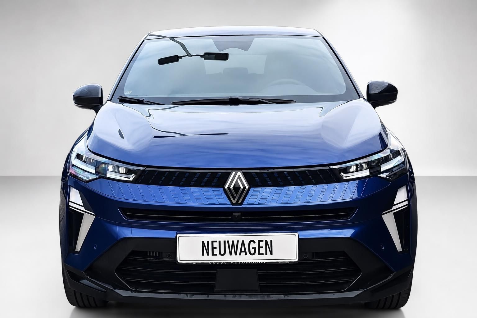 Renault Captur blau Frontansicht direkt Kühlergrill Detail