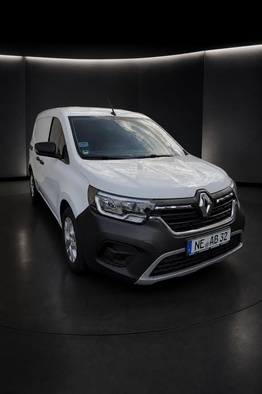 Renault Kangoo Kastenwagen weiß, Dreiviertelansicht vorne