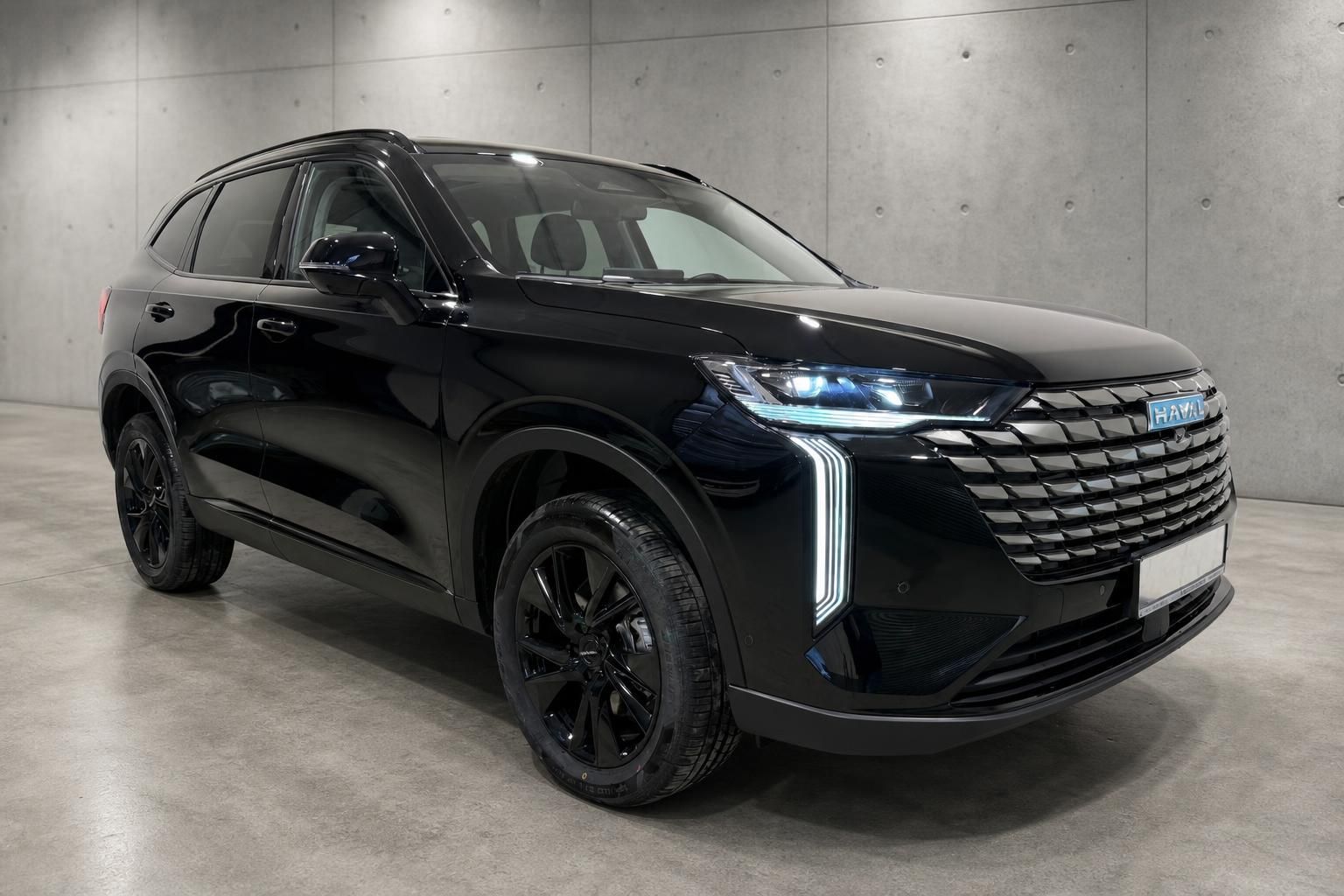 Haval SUV schwarz Frontansicht Nahaufnahme Kuehlergrill und Scheinwerfer