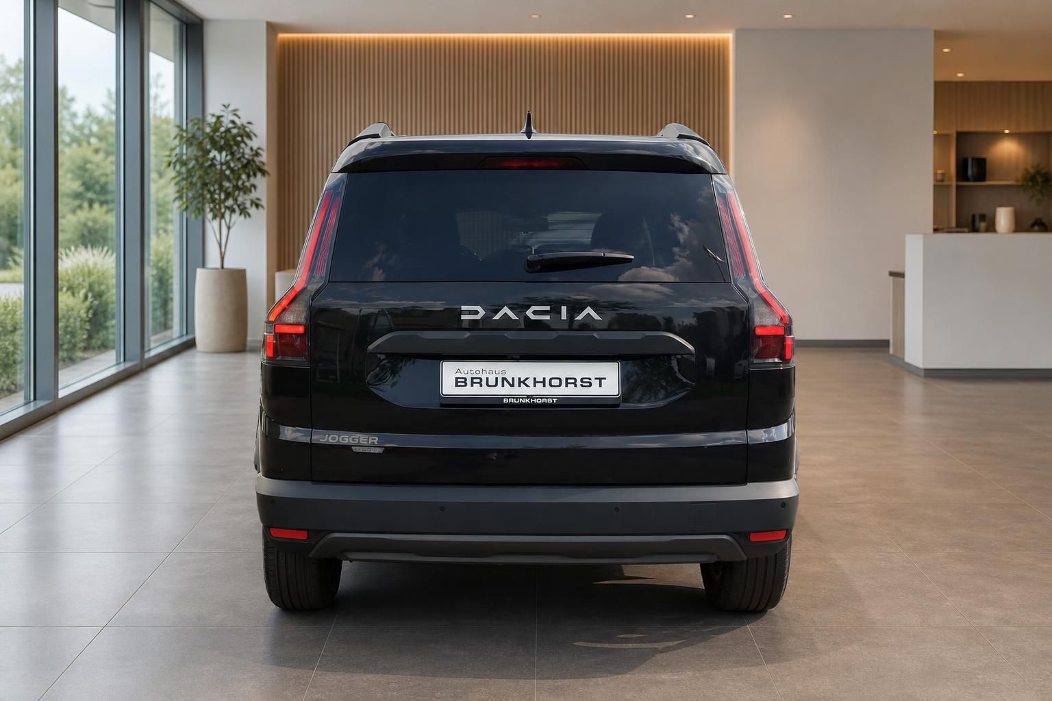 Dacia Jogger schwarz Heckansicht im Autohaus Brunkhorst