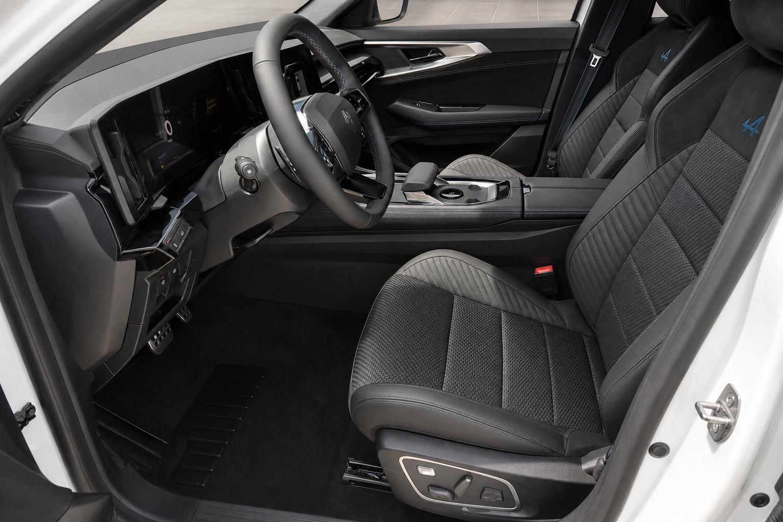 Renault Austral Innenraum, Vordersitze und Armaturenbrett