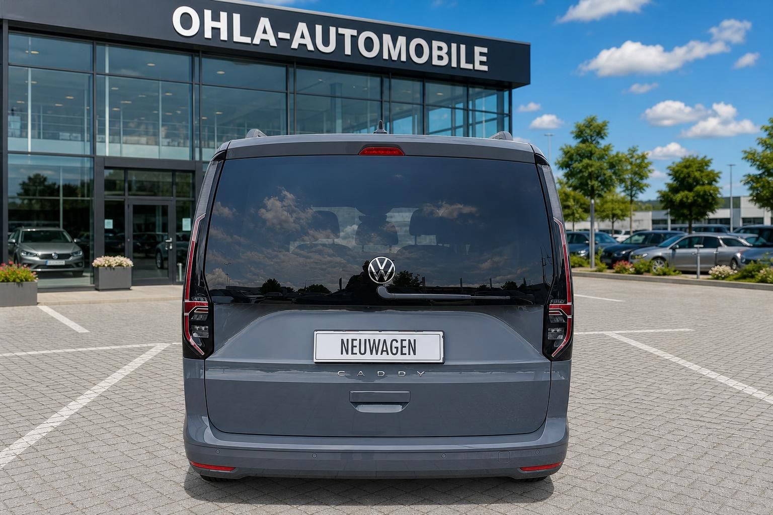 VW Caddy Neuwagen grau Heckansicht bei OHLA-Automobile