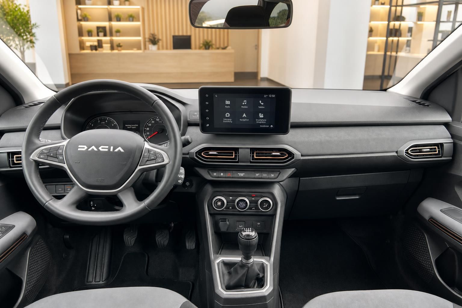 Dacia Jogger Innenraum Cockpit mit Lenkrad und Multimediadisplay