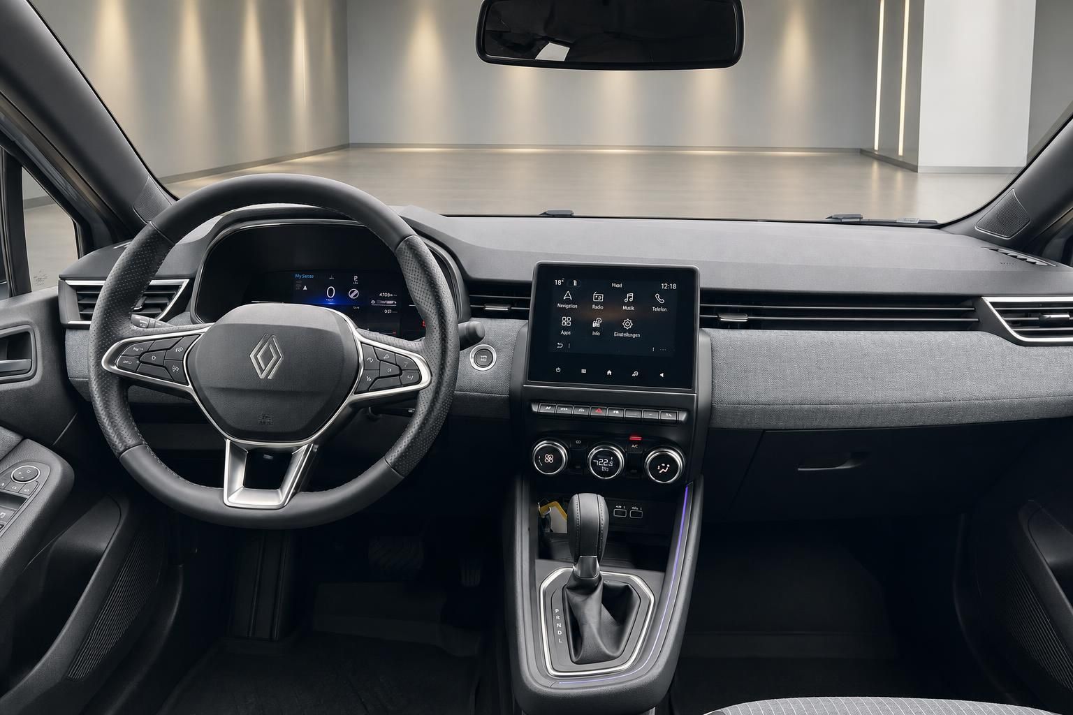 Renault Cockpit mit Lenkrad und digitalem Infotainment-Display