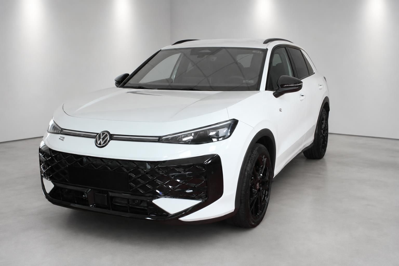 VW T-Roc R weiß Frontansicht Studioaufnahme