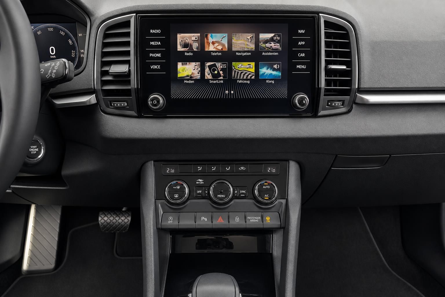 Škoda Karoq Infotainment-Display und Klimabedienung