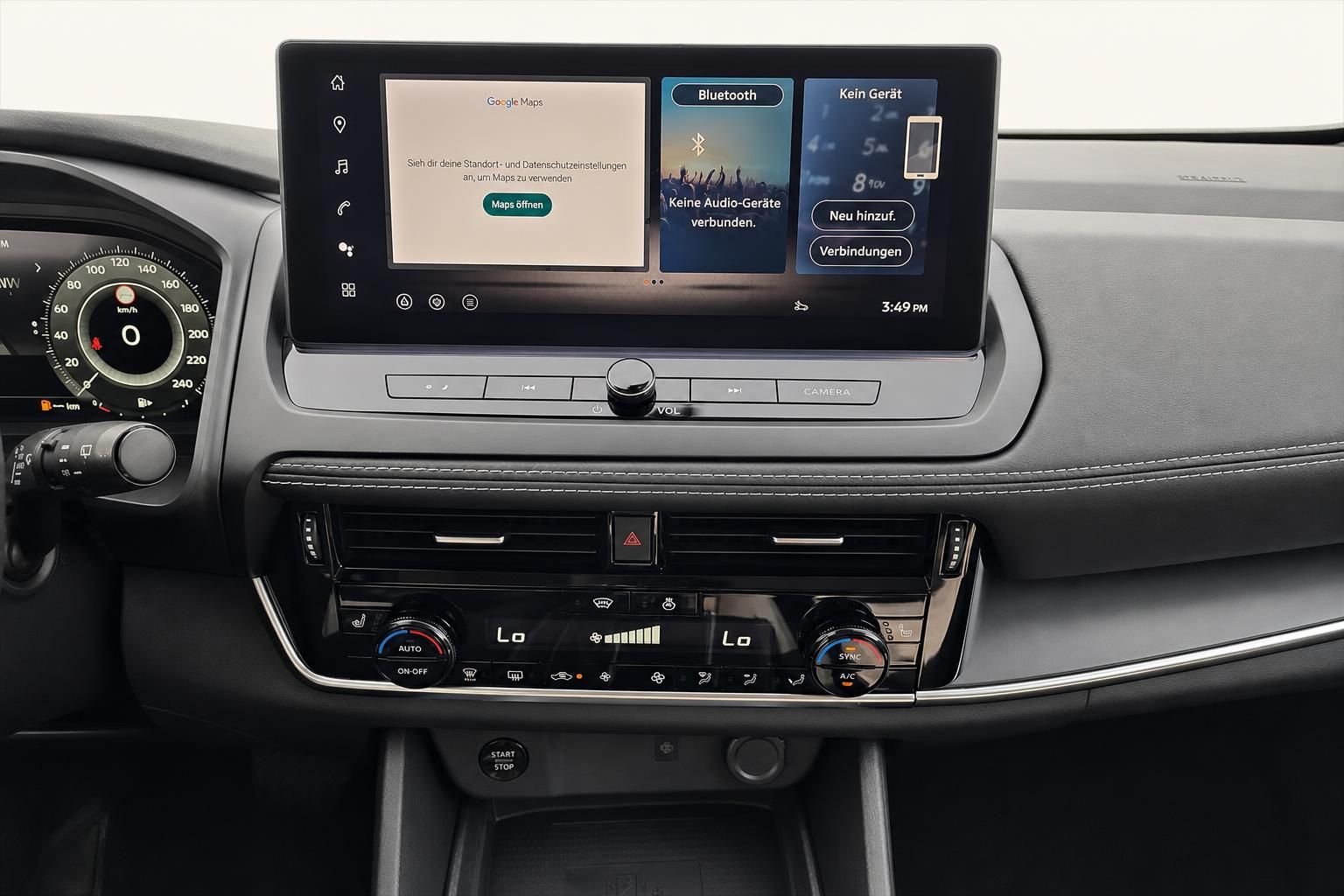 Nissan Mittelkonsole mit Touchscreen, Klimabedienung und Tacho