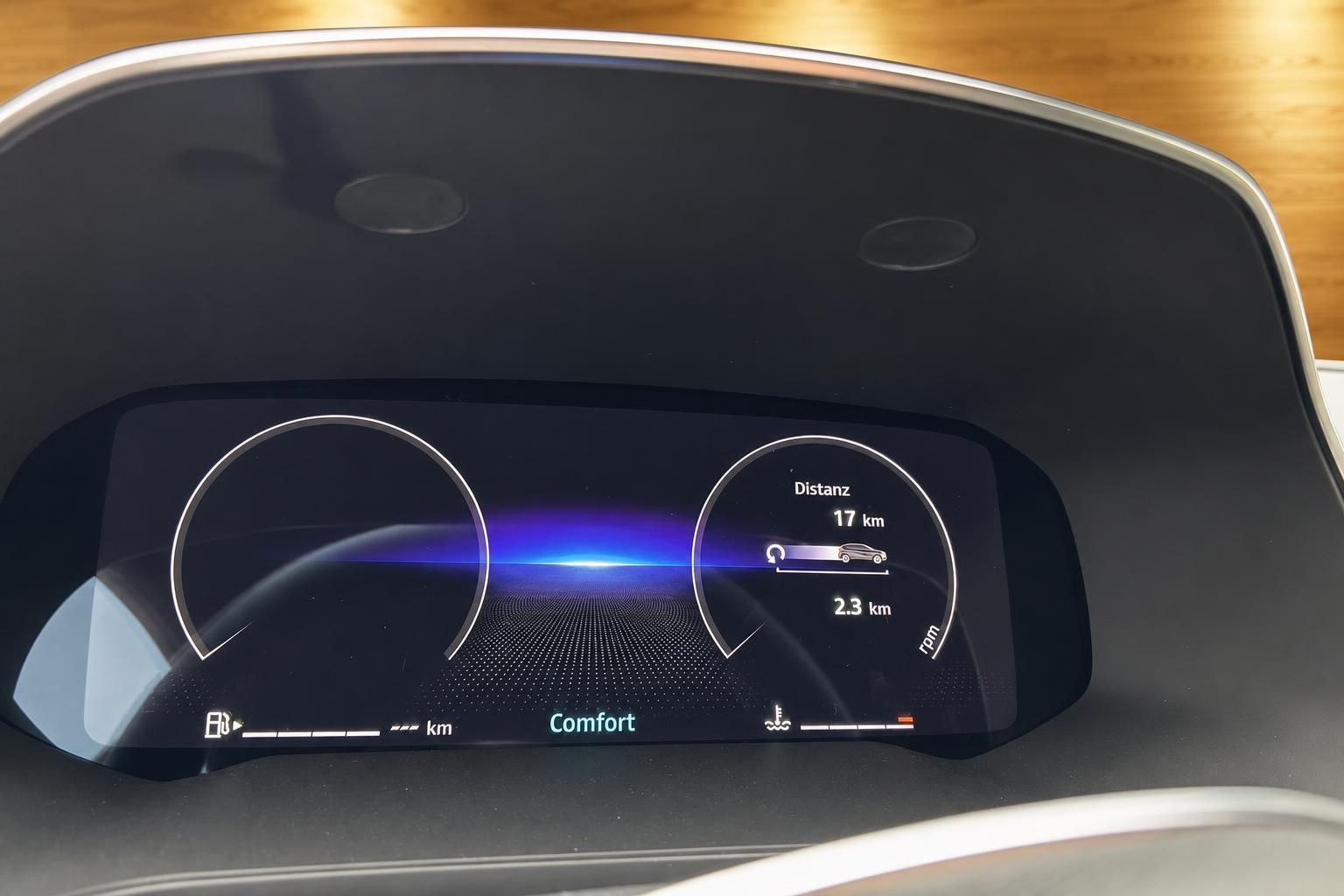 Digitales Kombiinstrument Renault mit Tachometer, Drehzahlmesser und Distanzanzeige