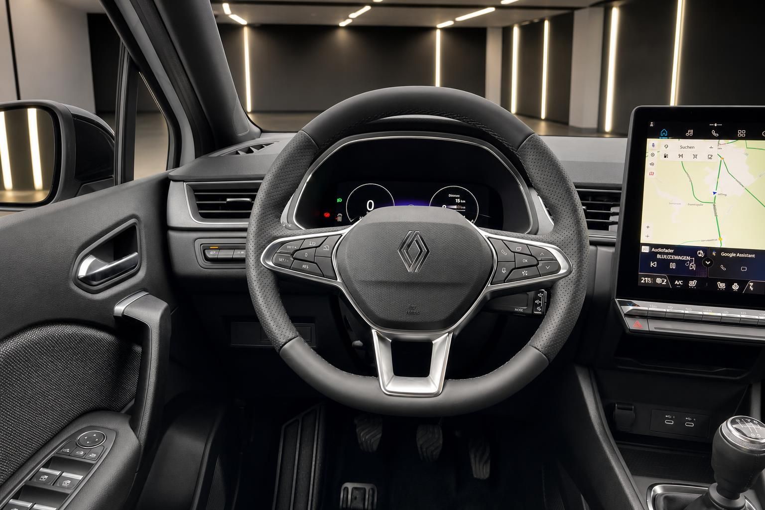 Renault Fahrzeug Armaturenbrett mit Lenkrad und Touchscreen-Infotainmentsystem