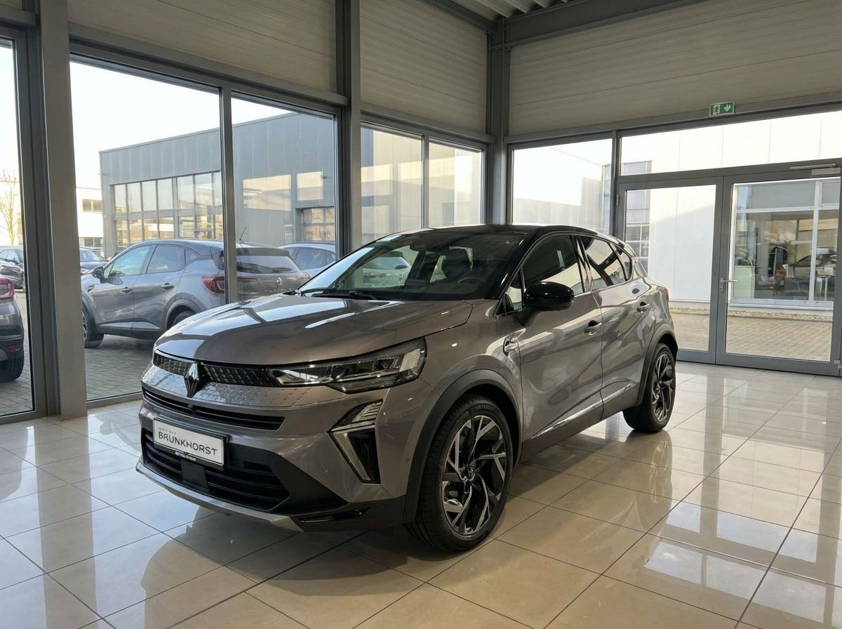 Renault Captur in Grau im Autohaus Brunkhorst Showroom, Frontansicht schräg