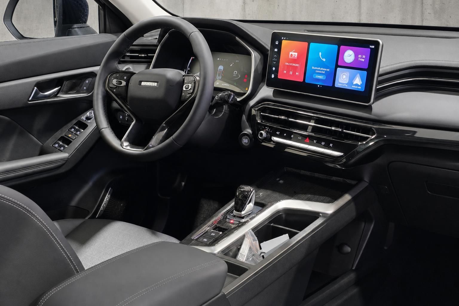 Haval Cockpit mit Lenkrad, Touchscreen und Mittelkonsole im Detail
