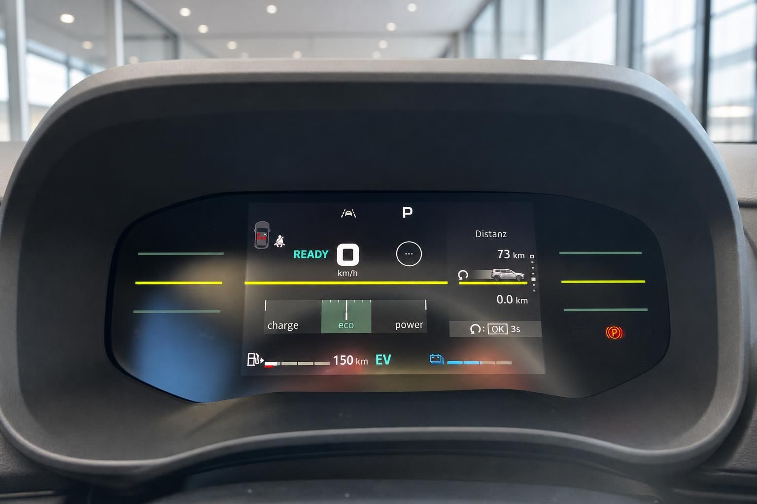 Digitales Kombiinstrument mit Reichweitenanzeige eines Elektrofahrzeugs