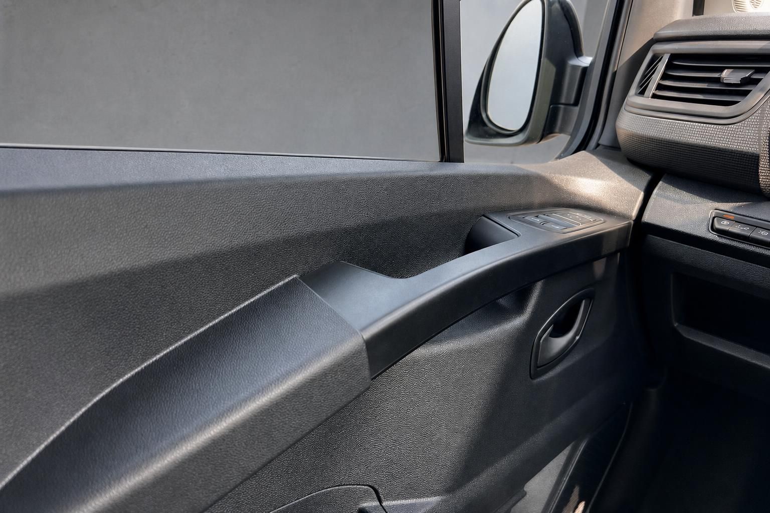 Renault Türverkleidung innen mit Fensterheberschaltern - hochwertige Verarbeitung