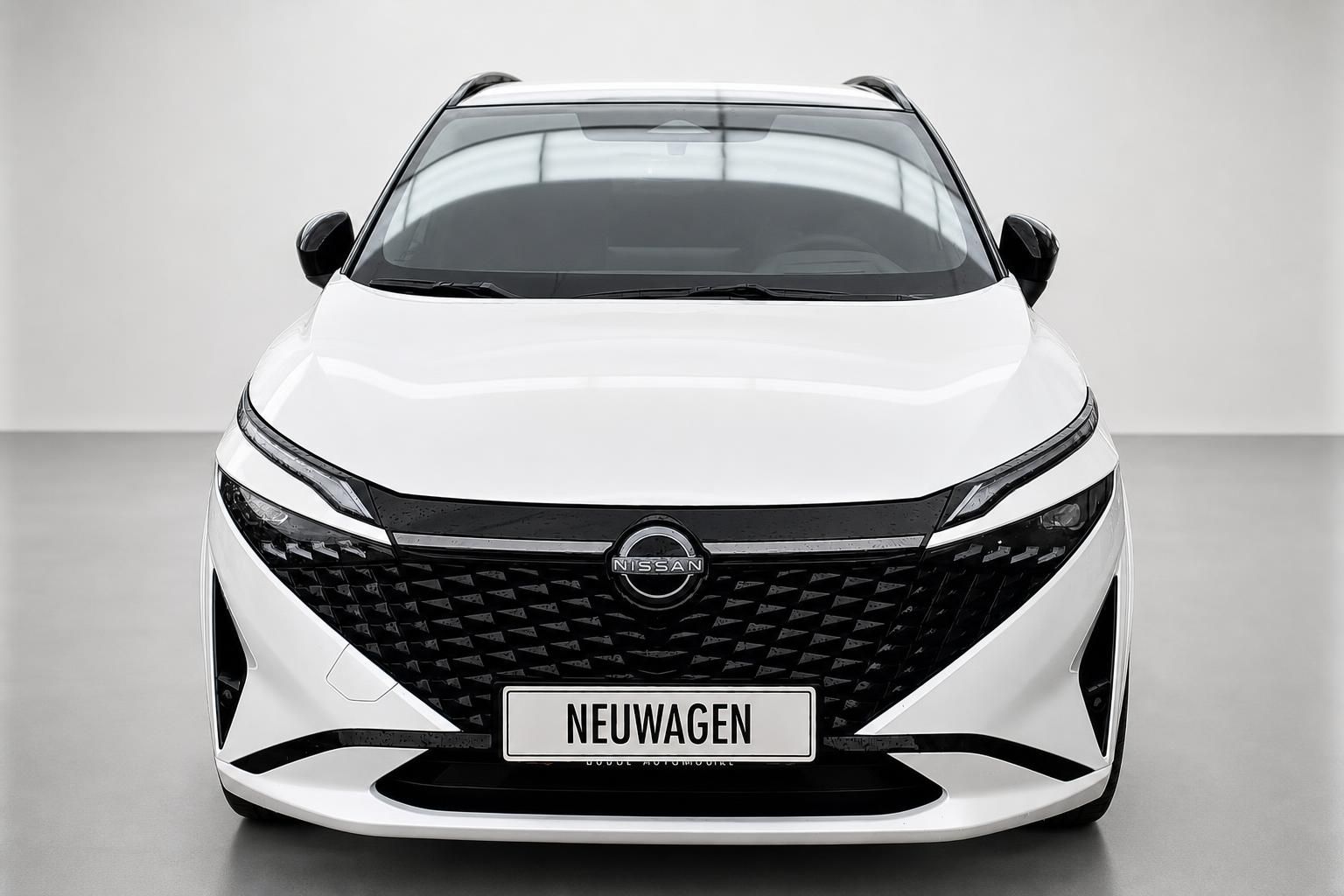 Nissan Qashqai weiß Neuwagen Frontansicht mit Kühlergrill