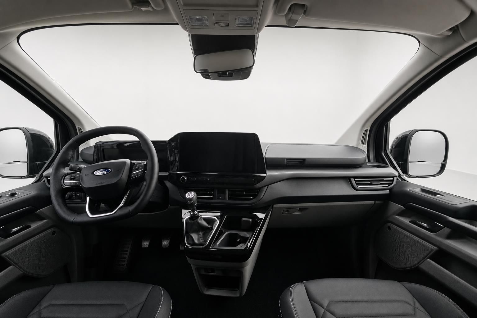 Ford Transit Innenraum: Cockpit mit Lenkrad und Touchscreen-Display