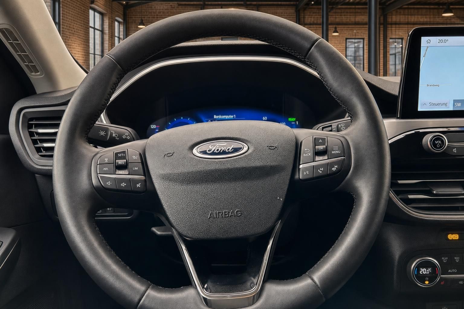 Ford Kuga - Bild 15 von 15